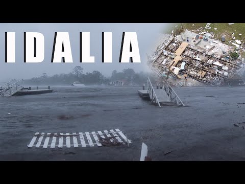 Category 3 Hurricane Idalia Slams Florida