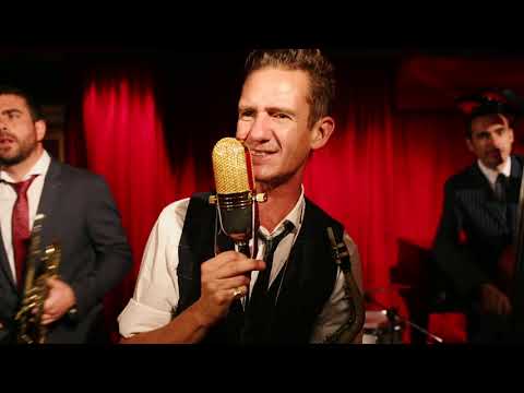 The Summer Lovers- (Every time I hear) That Mellow Saxophone