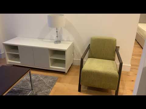 Stylish Studio Flat in Hayes,