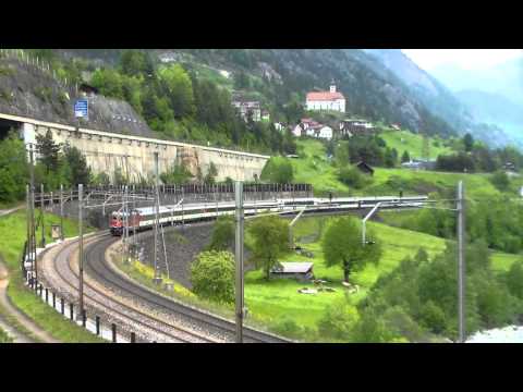 TRENO PASSEGGERI IN TRANSITO A WASSEN (CH) 2 - 6 - 2014.