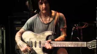 Video thumbnail for Richard Fortus | Antique Silver Snakeskin Steel O Matic by James Trussart Custom Guitars