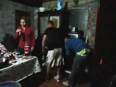 en niño de la resurrecion del hotel monguino jajajajaj