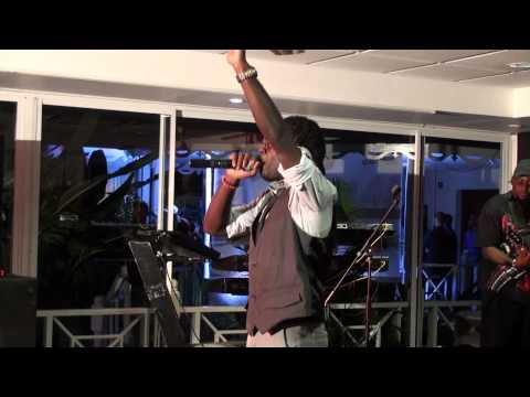 Stephen 'Di Genius' McGregor performing Cyan Friend Again, Can't Take Wi Life @ Chino Album Launch