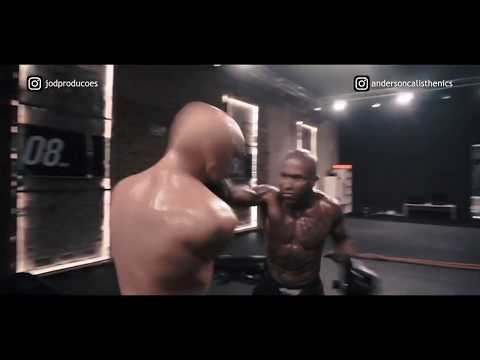 Anderson Santos Faz "Military Workout" Ao MÁXIMO