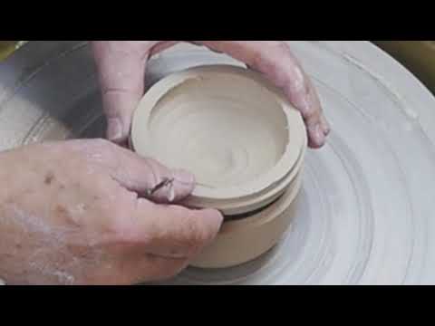 Trimming One Piece Jar Closeup