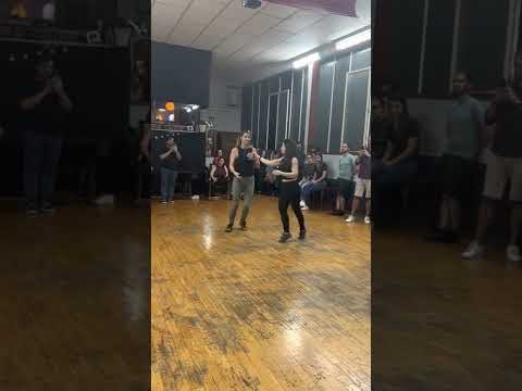 Yse Góes e Joana Ilhao - Forró Roots  / Intensivo de Forró - Pião