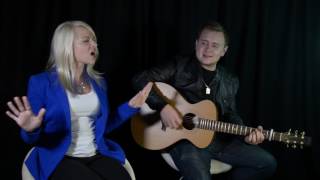 Live Wire Talk - Singer/songwriter Cortni Bird performs.