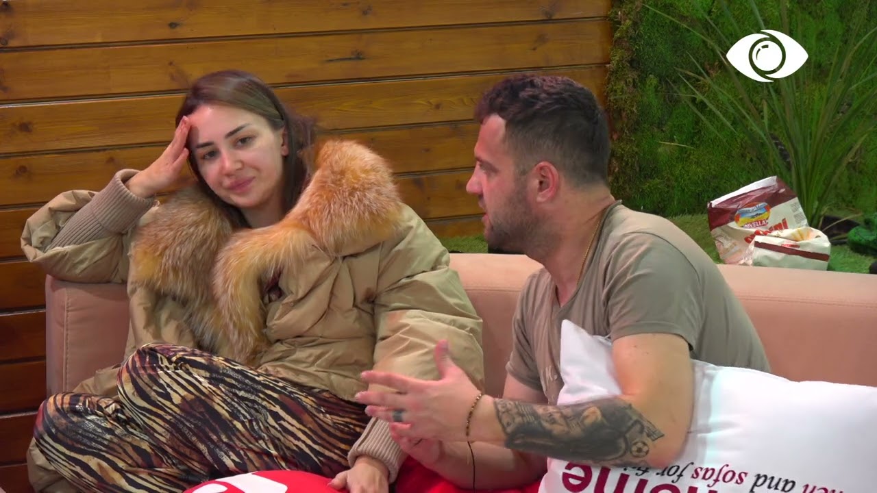 Ke hyrë në bandën e Lushnjës/Luizi bisedon me banorët