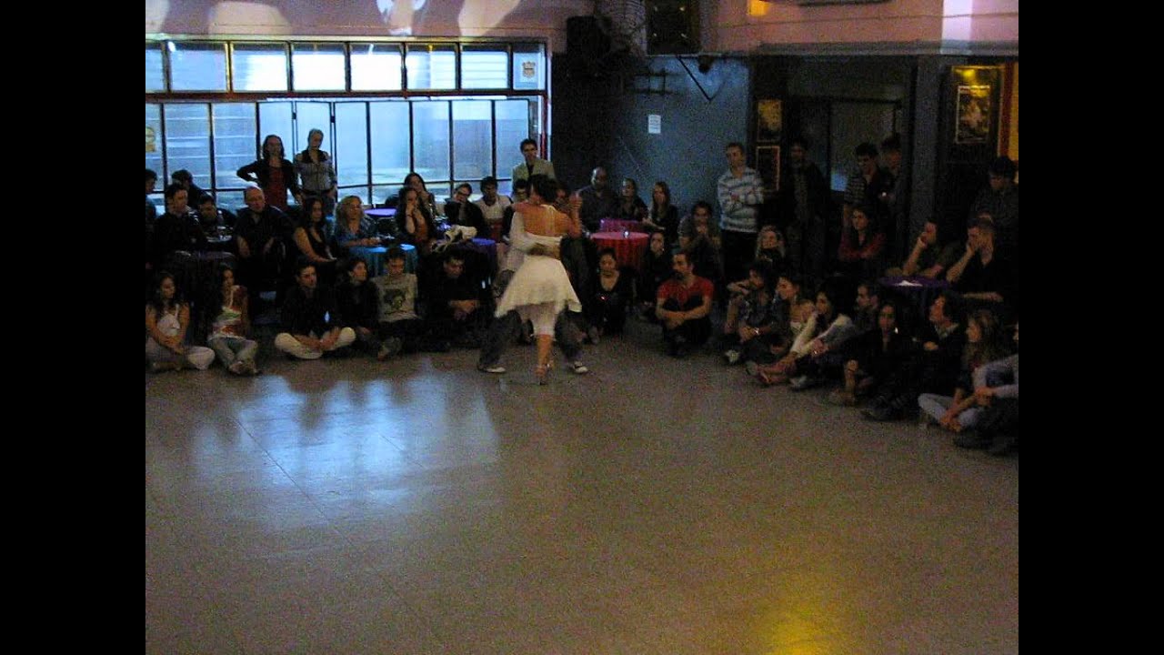 Video thumbnail for ALEJANDRO LARENAS y MARISOL MORALES en ¡Viva la Pepa! milonga (domingos en Malcolm) 1/4