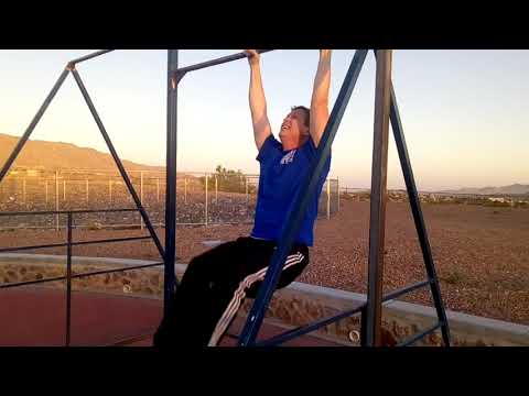 Tarzan-Maxx.com - Body Sculpture with Mr. Universe video.