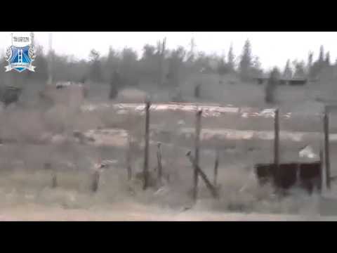 الدمار الذي خلفه النظام في منازل المدنيين حول مطار دير الزور العسكري