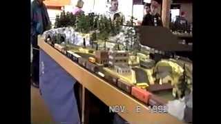 preview picture of video 'Triangle Mall Train Show, November 8, 1992, Part 1B: Longview Kelso & Rainier Model Railroad Club'