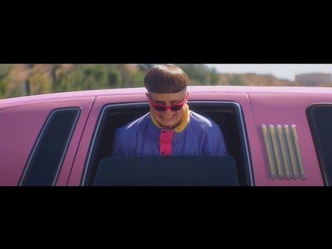 Oliver Tree Cash Machine