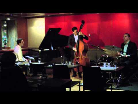"FLYING DOWN TO RIO": EHUD ASHERIE TRIO at the KITANO (March 4, 2015)
