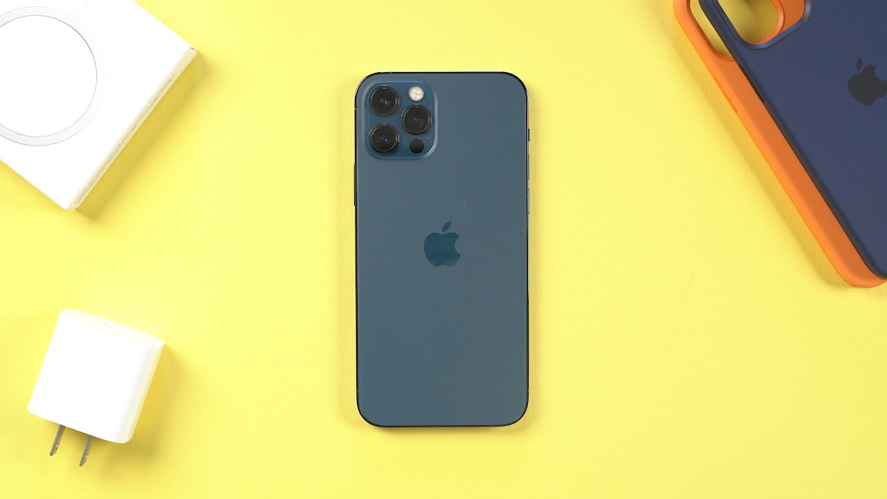 iPhone 12 Pro Unboxing & Hands-On