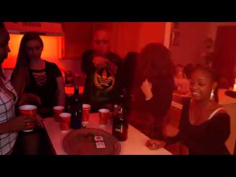 download lagu mp3 mp4 Thyra, download lagu Thyra gratis, unduh video klip Thyra