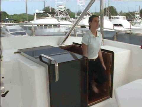 Outer-reef-yachts 730-MY video