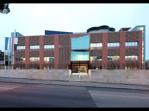 Complesso direzionale operante nel settore biotecnologico a SIENA