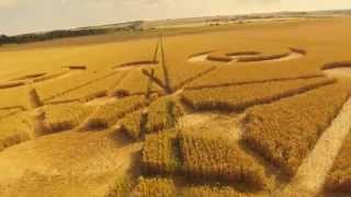 preview picture of video 'Crop Circle - Near Wimborne St Giles - 15th July 2014'