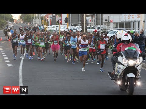 South African and Kenyan run hard for podium finish