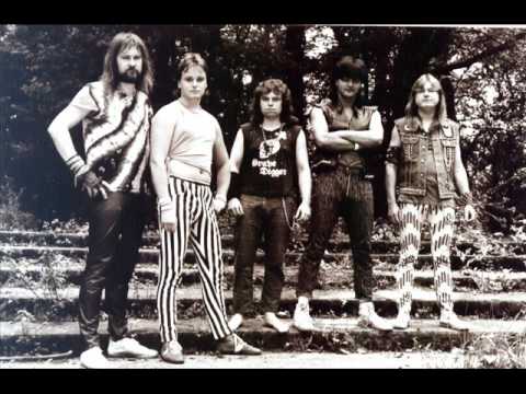 Hever - Hever - Korzáři