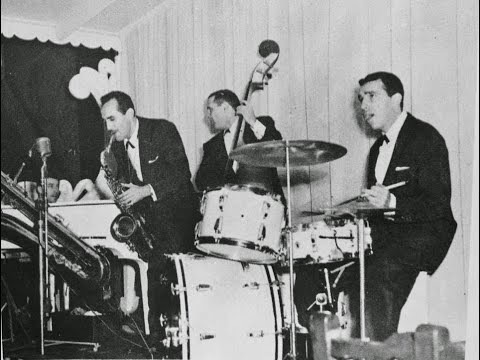 "High On An Open Mike" 1947 WNEW Buddy Rich, Fats Navarro, Allen Eager, Charlie Ventura, Bill Harris