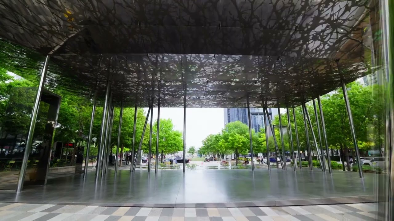 What factors went into the design of the Muse Family Performance Pavilion?