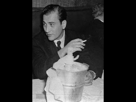 Small Fry ~ Artie Shaw  &  His Orchestra (1938-39) (live)