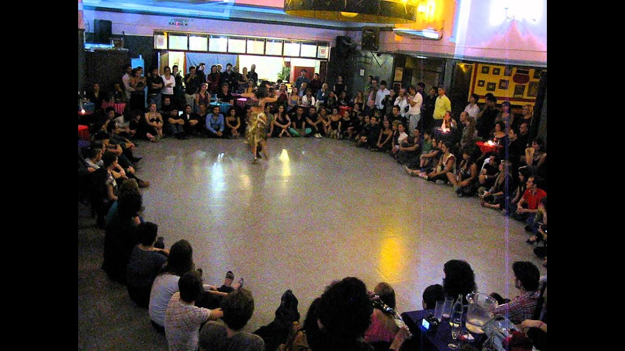 JAVIER RODRÍGUEZ y VIRGINIA PANDOLFI en ¡Viva la Pepa! milonga (domingos en Malcolm) 3/4