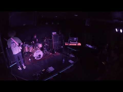 Shaving the Werewolf - Adapt and Die live at Vaterland