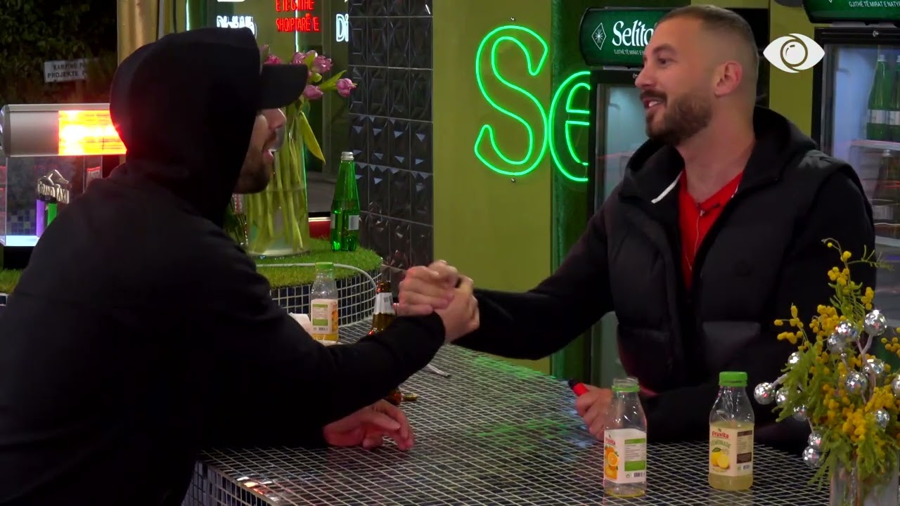 “Ke dalë nga vetja…”/ Romeo-Meritonit: Do të kafshosh pak mish, u emocionove?