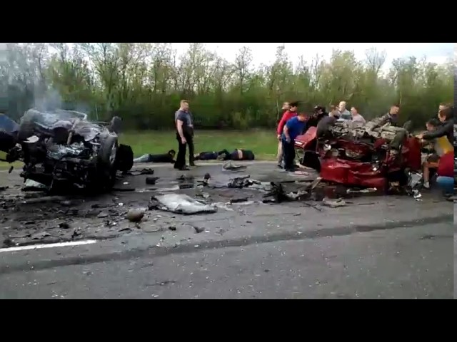 Сегодня 3 человека погибли, 5 пострадали в ДТП ВАЗа и «шестерки»