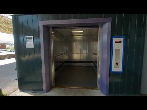 1995 Cotswold (Modernised 2016 by Stannah) Lift @ Taunton Platforms 5&6