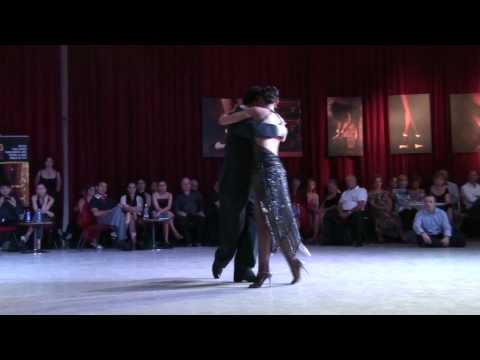  Fabian Peralta  and  Lorena Ermocida  are  dancing  to  the  tango  "  Buscandote  "
