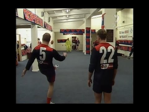 2000 AFL Grand Final - Essendon v Melbourne - MCG