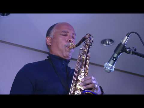 JodyJazz at the 2019 Jazz Jam - Incredible All-Star Sax Section performs "Sugar"