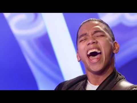 SUPERSTAR - Brian Gandola z Filipín dostal porotu na kolená