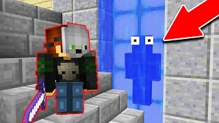 I CAN'T BELIEVE HE DIDN'T SEE ME.. (Minecraft Trolling)