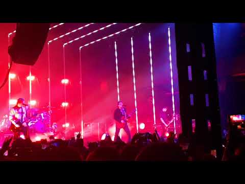 VALENTINE - 5SOS (LIVE) cologne 12.11.2018 #meetyoutherecologne