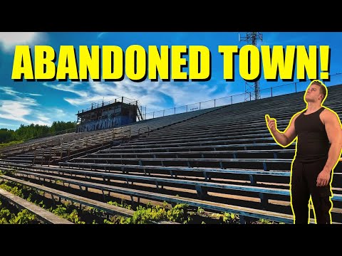 Exploring Buildings in an Abandoned Town! Gary, Indiana