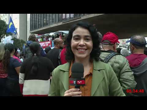 Em greve, professores de SP fazem ato na Paulista