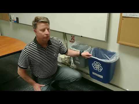01E-Lean Trash Can