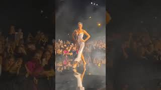 #kendalljenner #runway #lorealparis #fashionweek #shorts #viralvideo #shortvideo #viral #foryou #yt