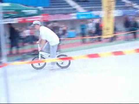 Motoriikka Miikka, Your Move, Oulu, 25.05.10, temppuilua pyörällä