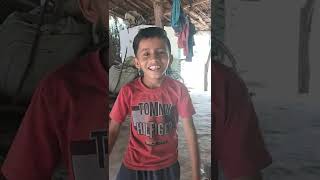 ess masum ladke ko jara dhyan se sune video