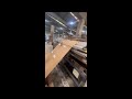 Riproduci video