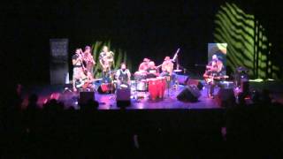 Karamelo Santo en Vivo - So Much Trouble in the World - CC Conti - 20 de abril 2012