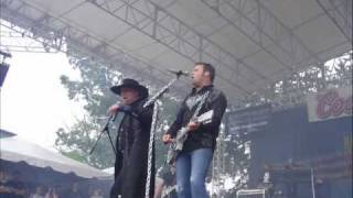 Montgomery Gentry - While The World Goes Down The Drain