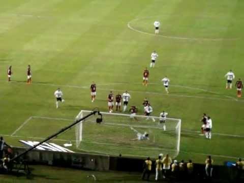 Coritiba 4x1 Vitória - 1º Gol / Éverton Costa - Copa do Brasil 2012