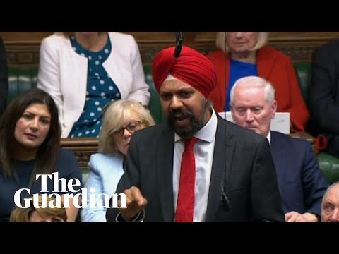 労働党議員は、ボリス・ジョンソンにブルカ発言を謝罪するように指示する (Labour MP tells Boris Johnson to apologise for burqa remarks)